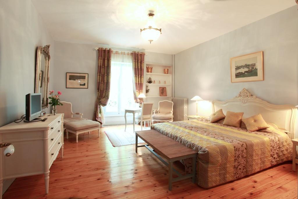 Bed and Breakfast Chateau De La Prade Bram Екстер'єр фото